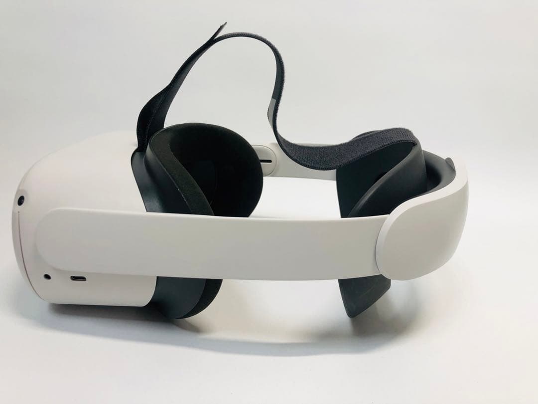 【匿名配送】 Quest 2 128GB VRヘッドセット【中古】