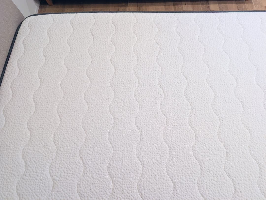 【値下げ】NELLマットレス セミダブル 超美品 送料込み