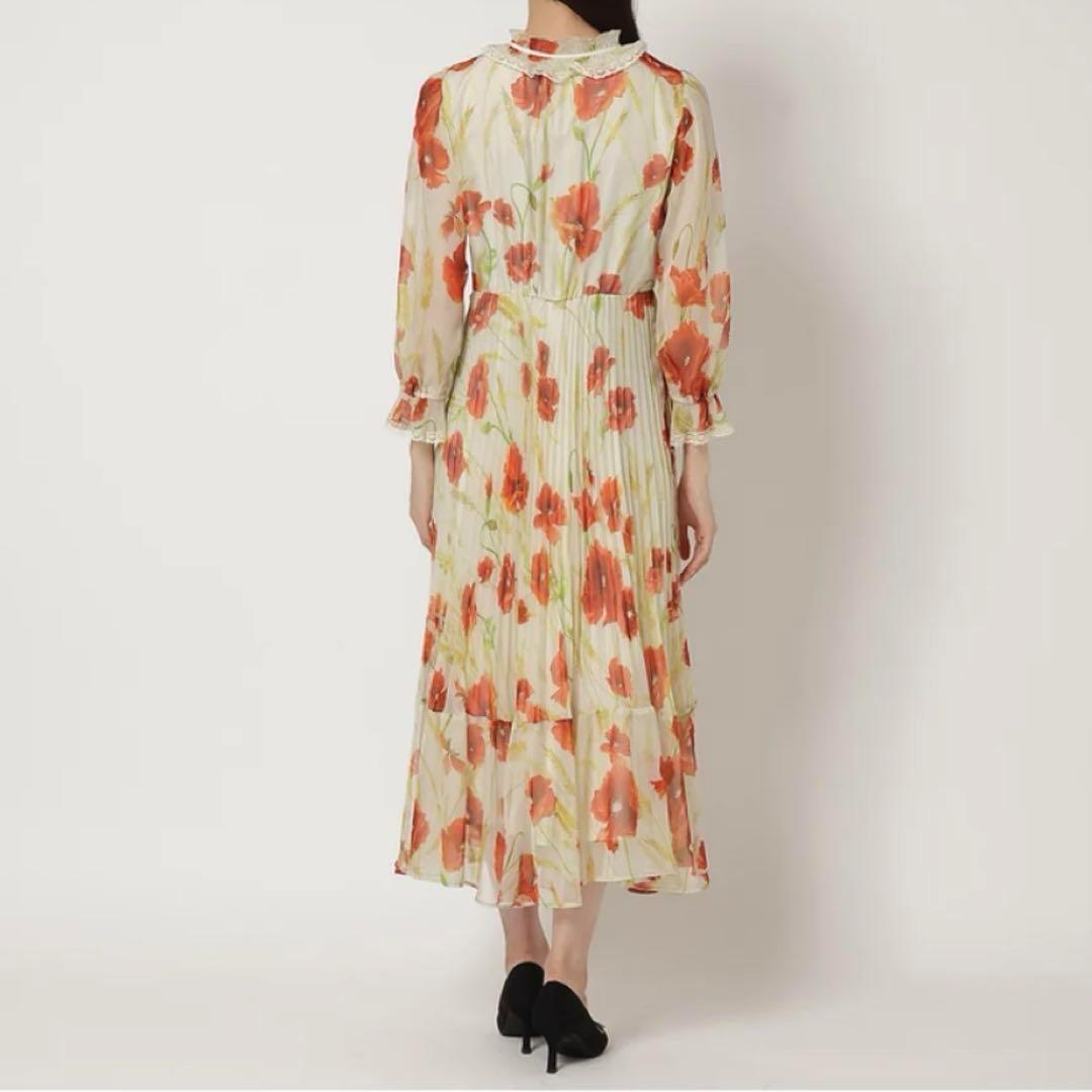 未使用　Audie a Muses フロントレースプリーツワンピース