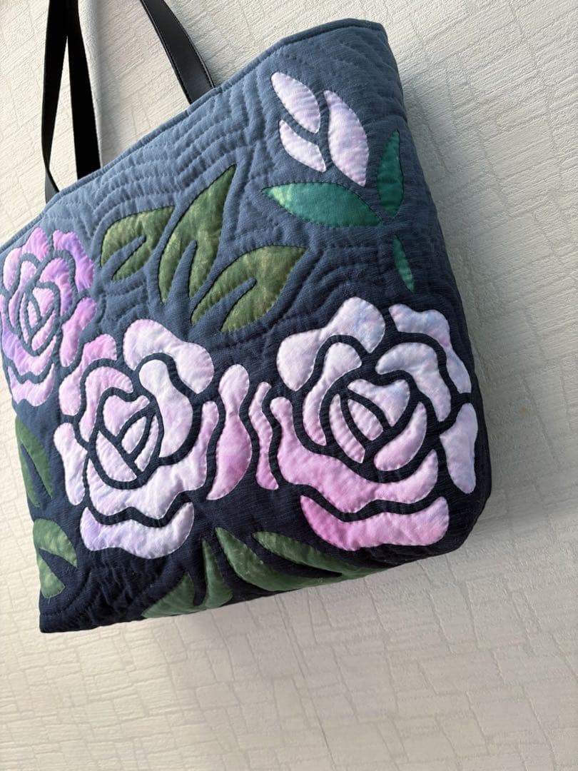 【ミーチャン】　ハワイアンキルトトートバッグ　バラ