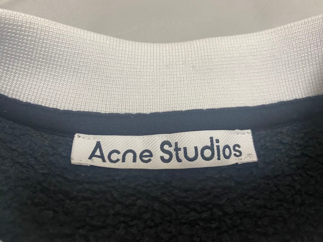 ⚠️20日まで限定大幅値下⭐️超美品⭐️AcneStudiosクルーネックスウェット