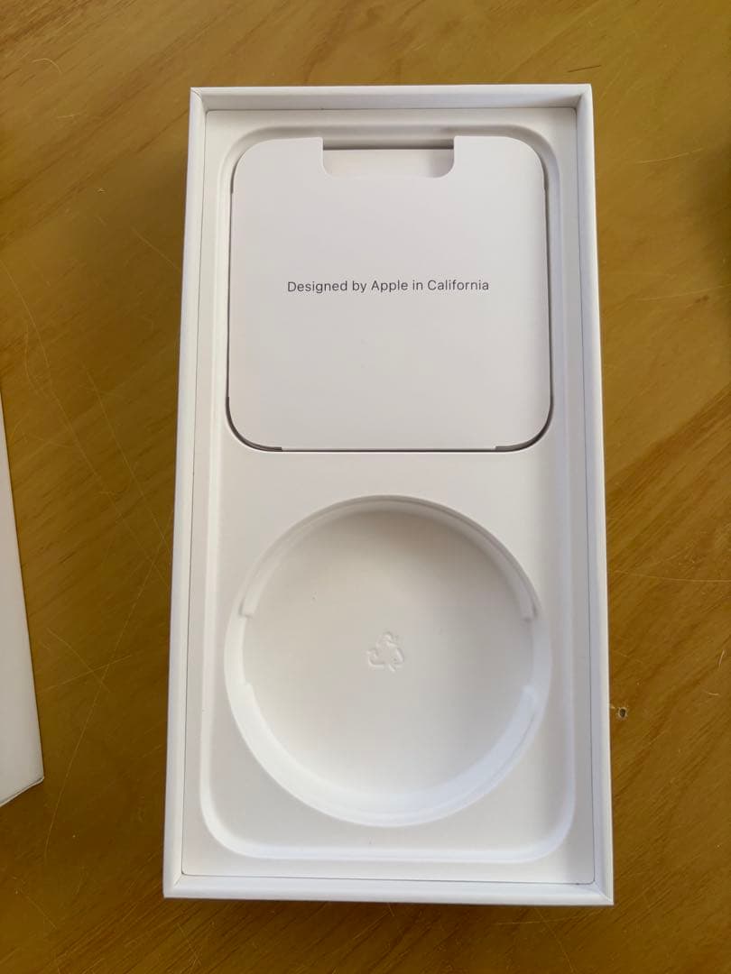 iPhone 15 Pro Max ホワイト 本体