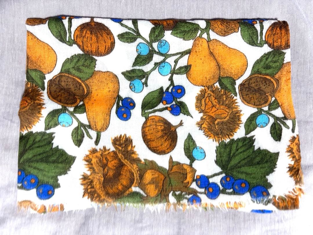 liverano ストール（ウール&シルク）