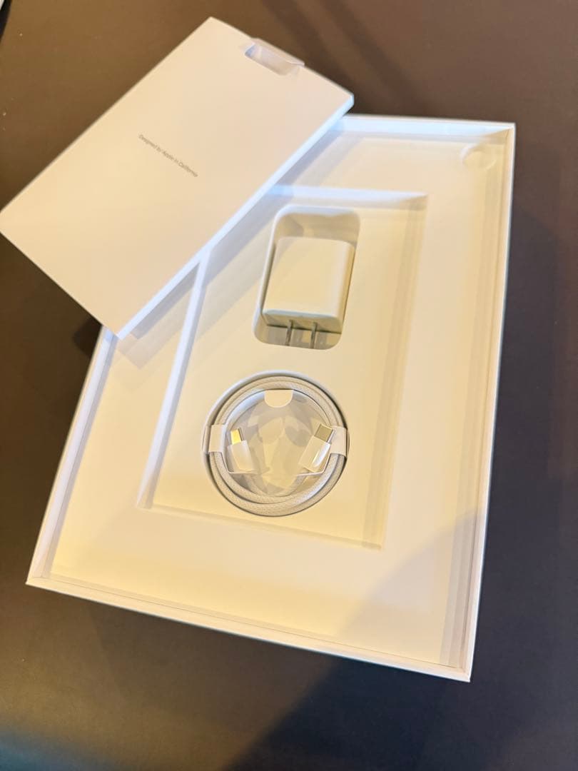 iPad Air 第5世代　Wi-Fiモデル64GB Apple pencil