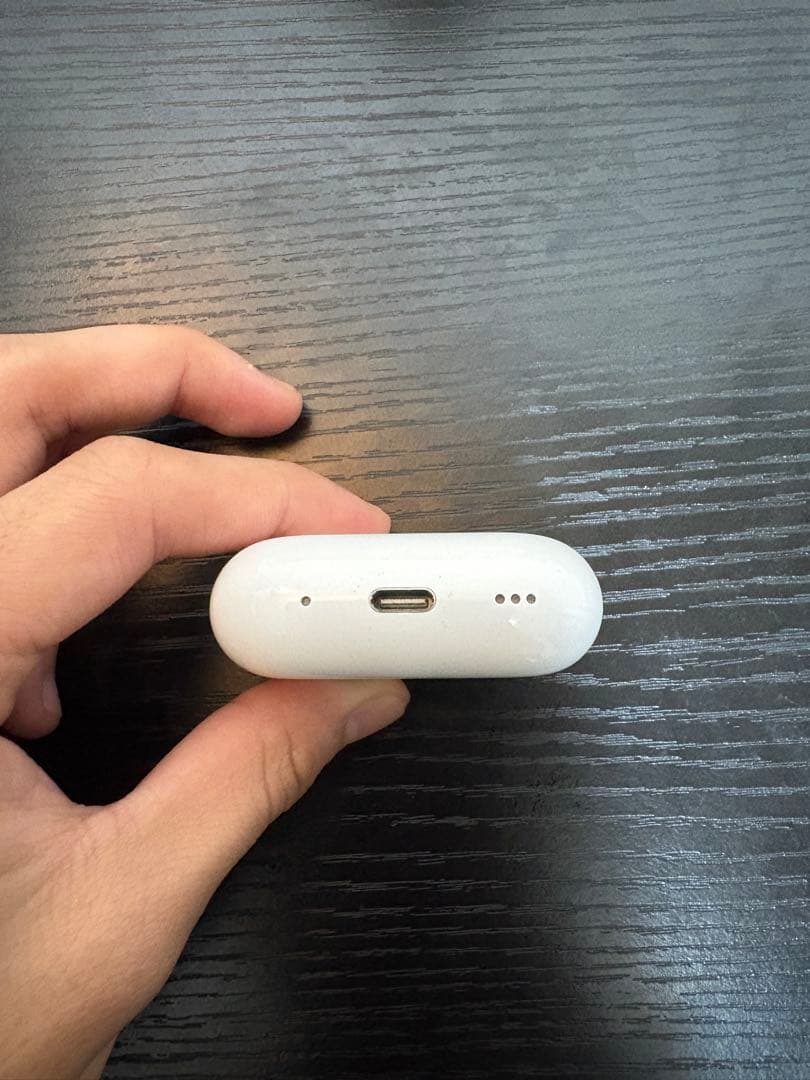 AirPods pro2 充電ケース付き 右耳のみ