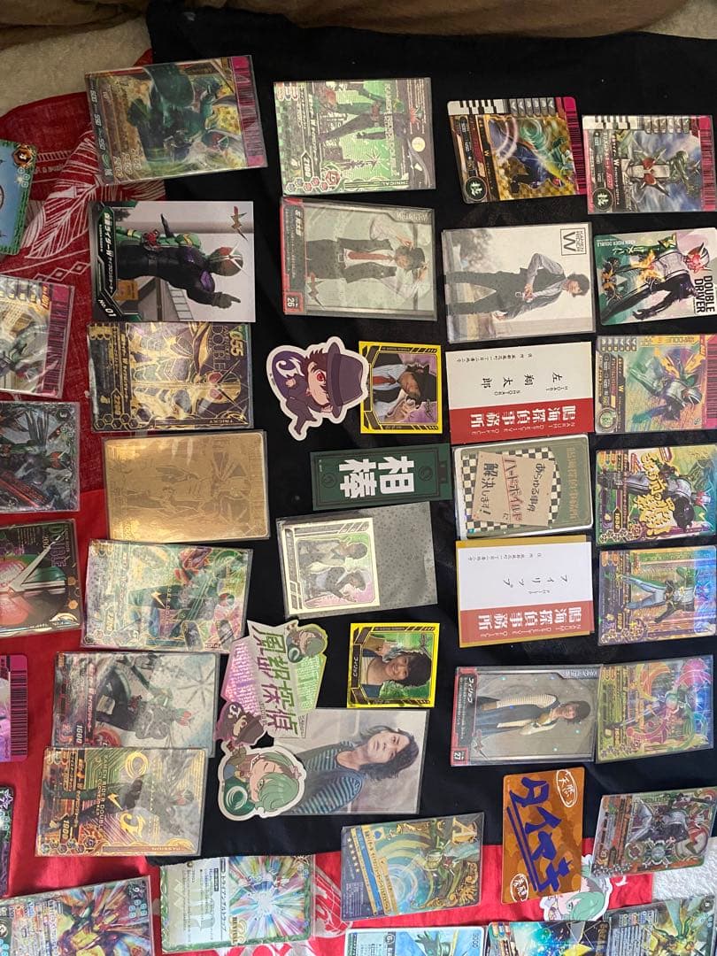 仮面ライダーダブル　カードコレクションまとめ売り　おまけ大量　バラ売り不可