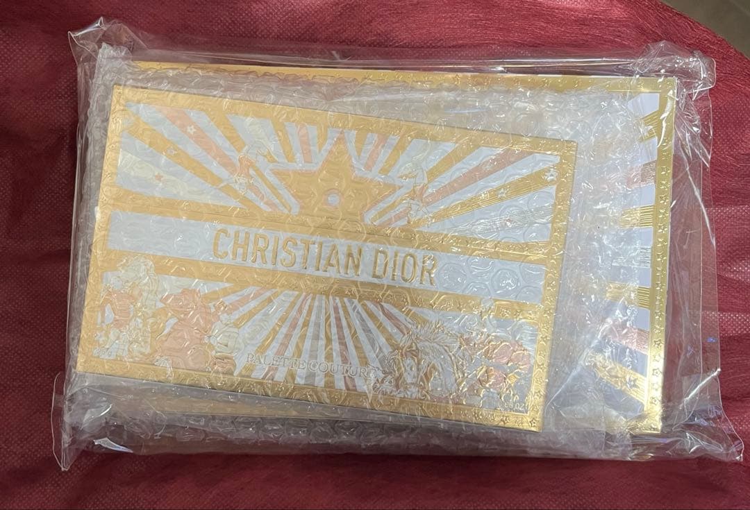 クチュール マルチユース パレット (ホリデーコレクション 2025 限定品)