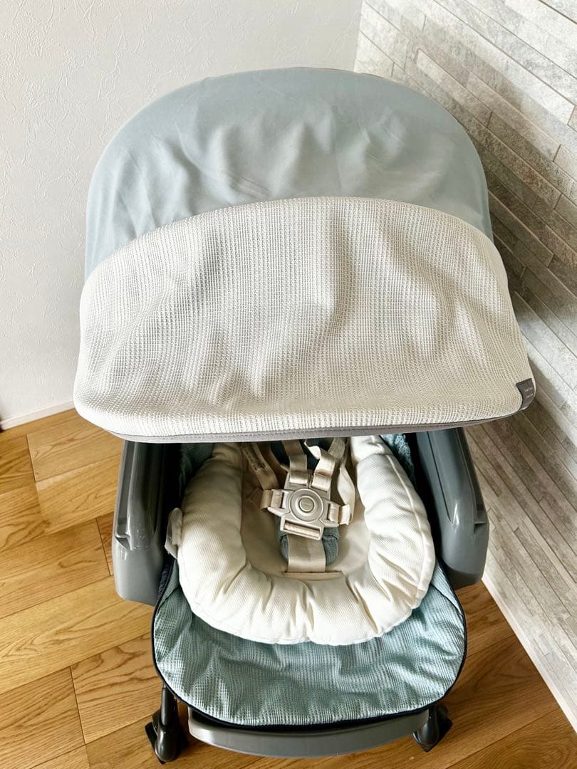 コンビ　ネムリラAUTO SWING BEDi Long スリープシェル EG