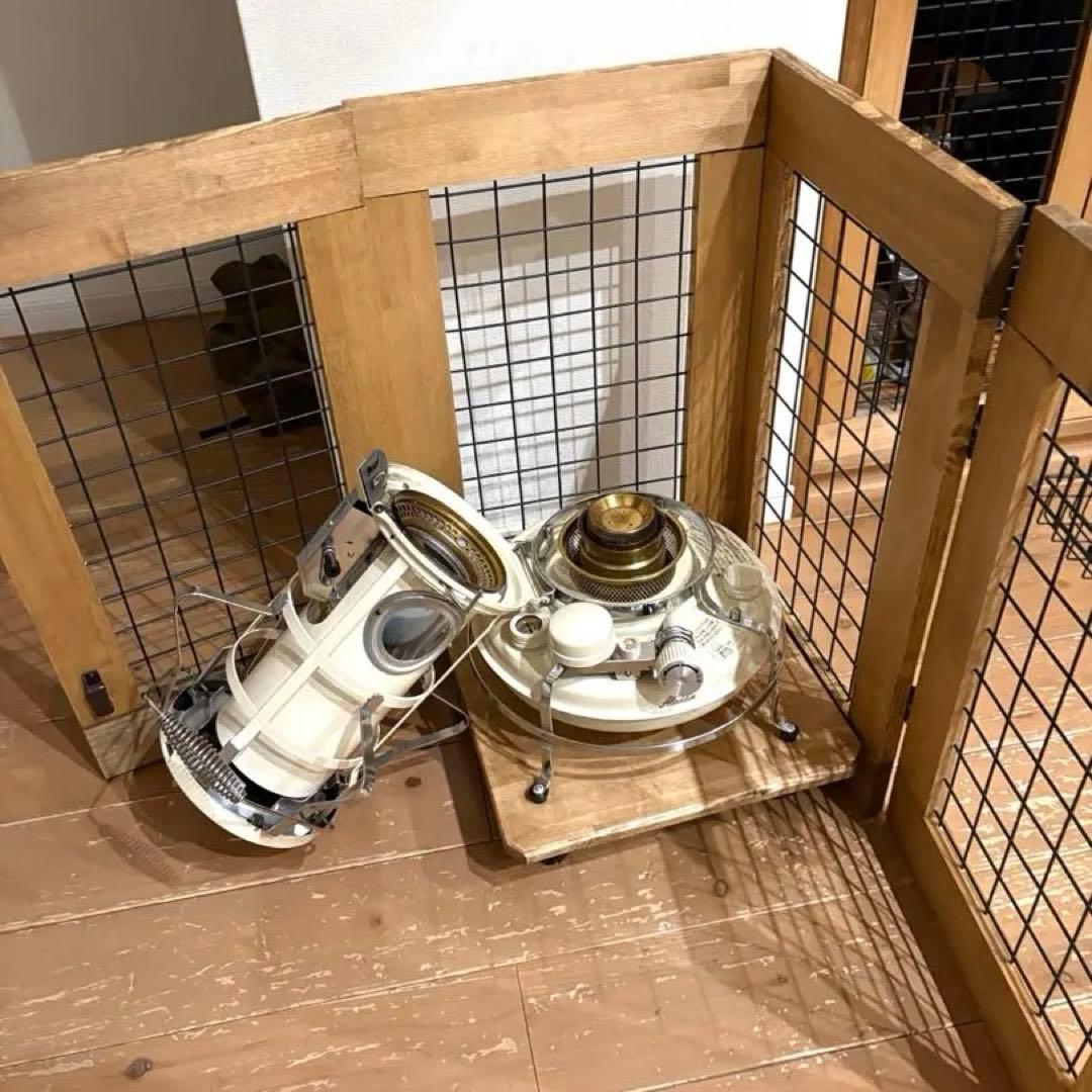 【オーダー品】ウッドガード&キャスター アラジンストーブにピッタリサイズ^_^