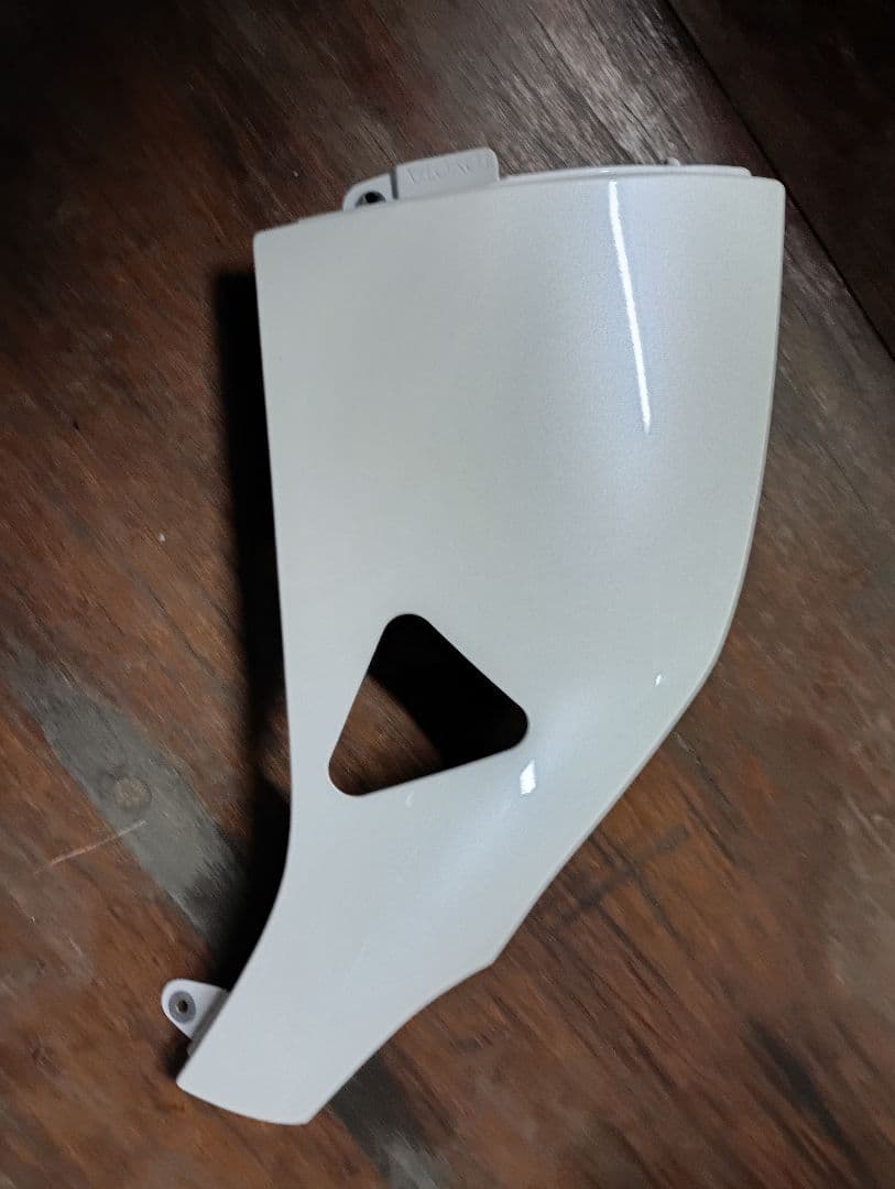 イ*ー様 トヨタ・ハイエース200系　コーナーパネル