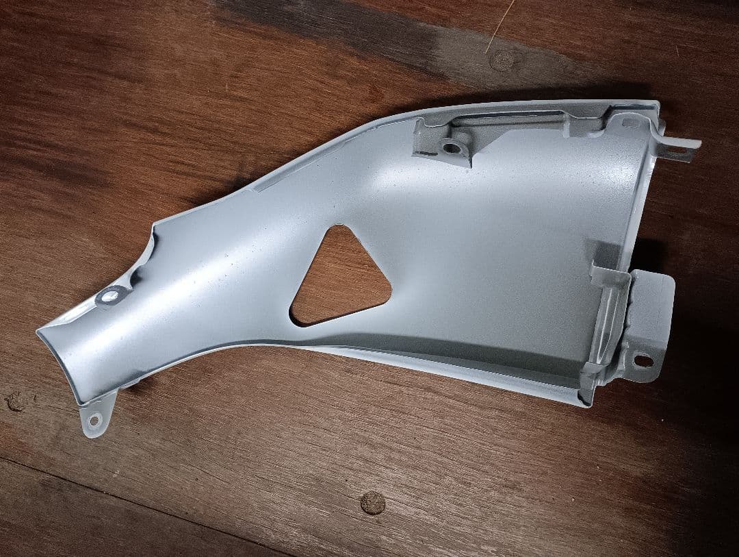 イ*ー様 トヨタ・ハイエース200系　コーナーパネル