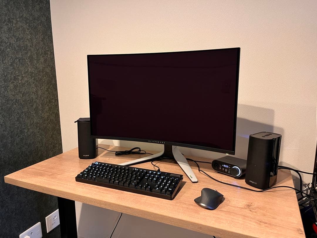 DELL ALIENWARE AW3225QF 32インチ 4K 240Hz