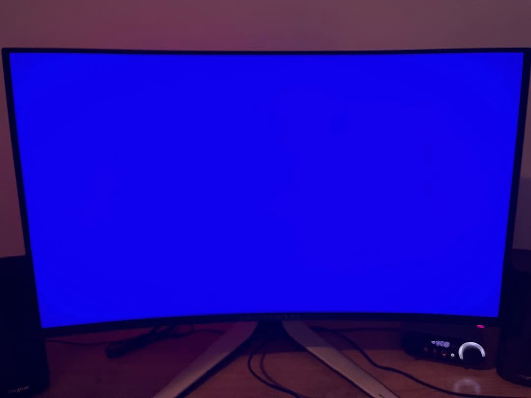 DELL ALIENWARE AW3225QF 32インチ 4K 240Hz