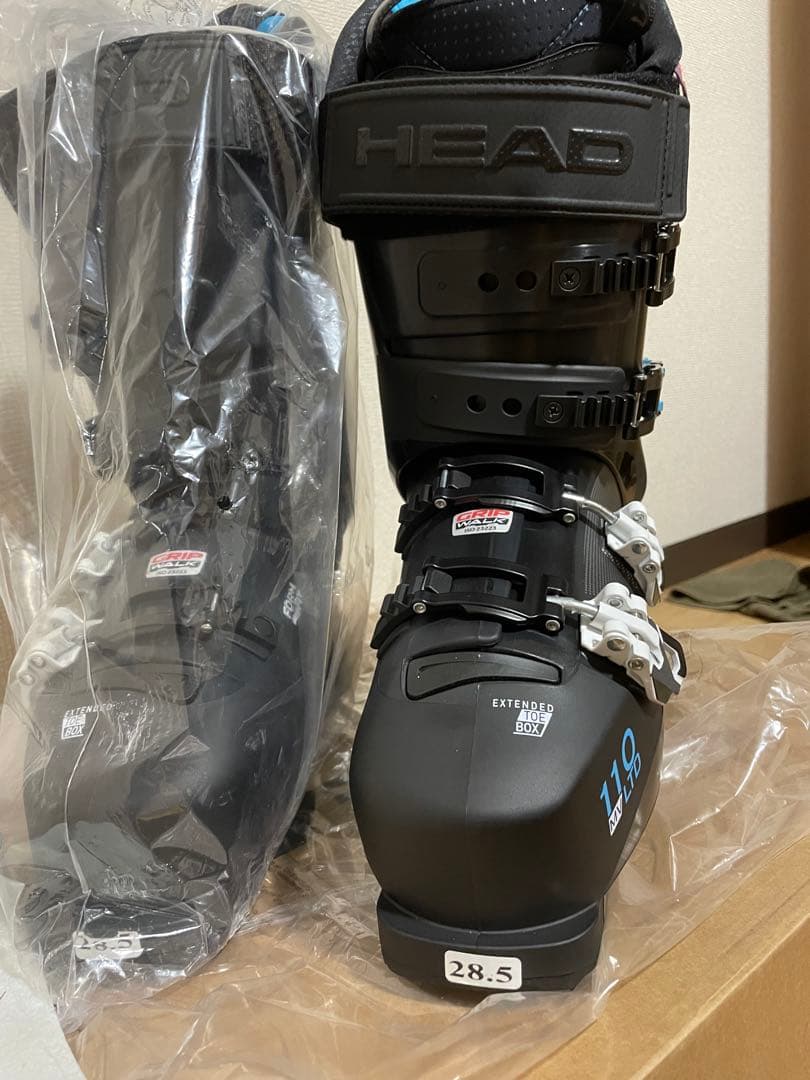 【新品未使用】スキーブーツ 28.5cm HEAD