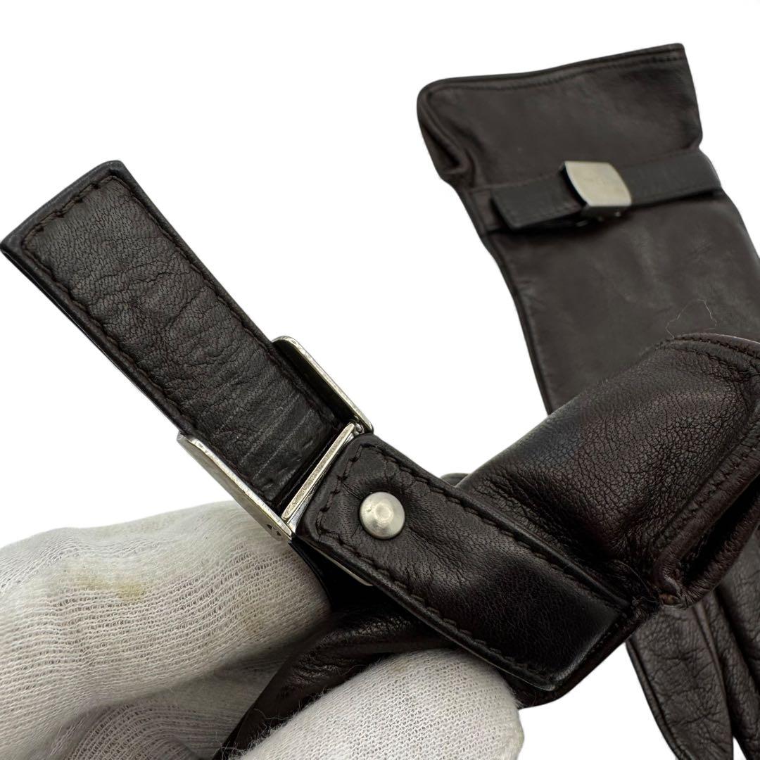 美品　プラダ　手袋　レザー　ベルト付き　裏地シルク　プラダ　ダークブラウン
