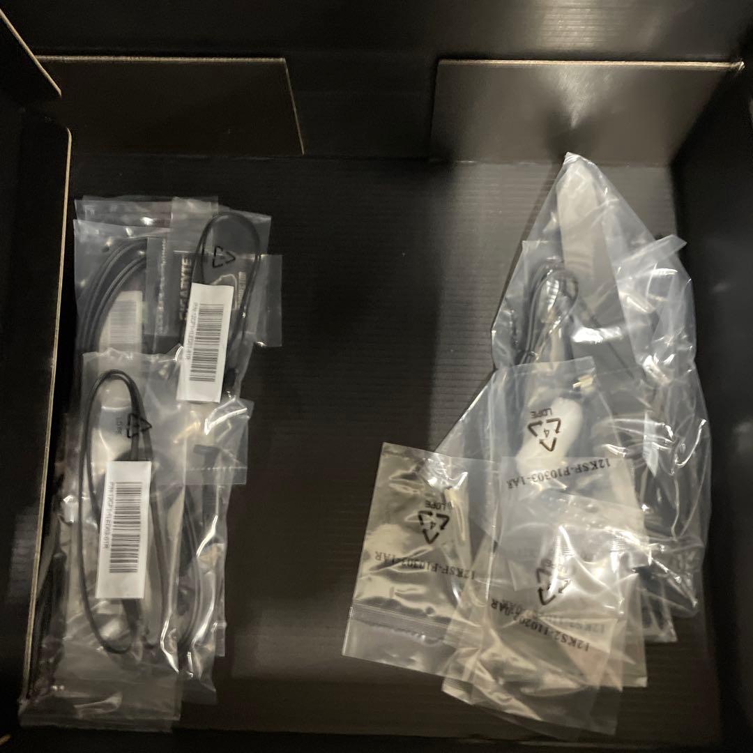 マザーボード Aorus X 570 AORUS MASTER