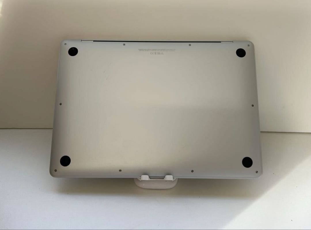 MacBook Air M1 13インチ 2020 8GB 256GB