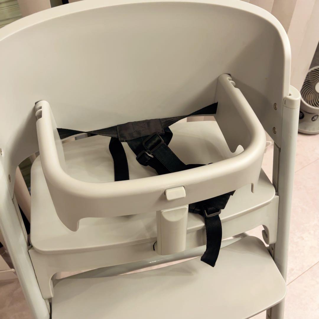 NOVUS ノウス　ベビーチェア　グレー