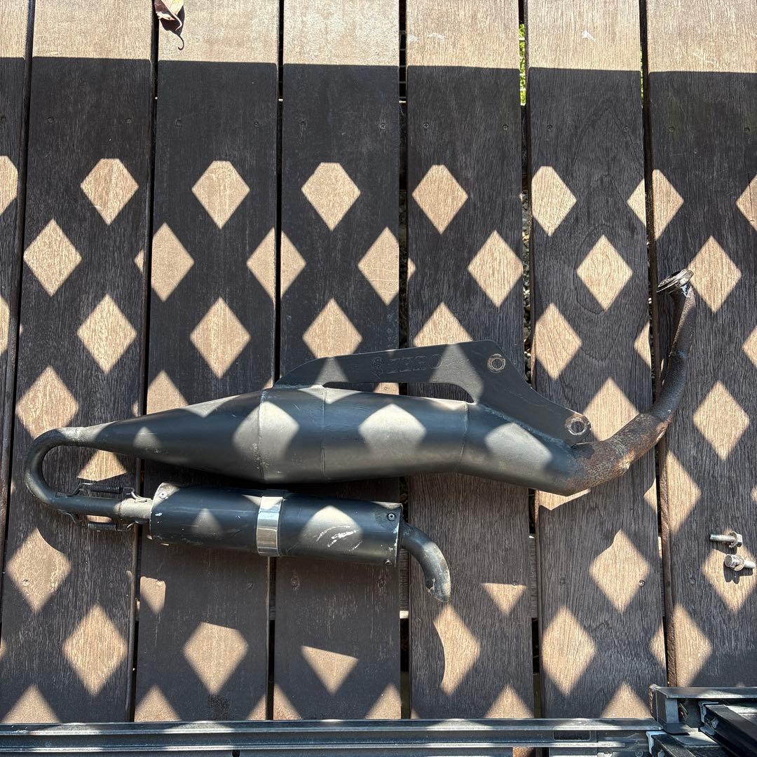 ZERO ZEEK 零チャンバーライブディオ AF34 AF35 ZX マフラー