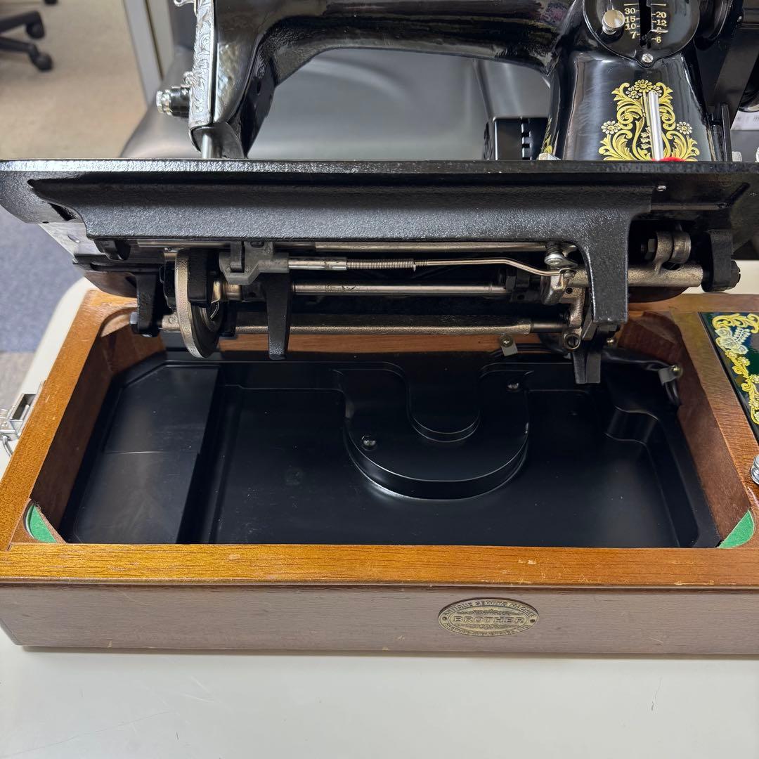 ブラザー ミシン brother HA1-B050 黒 木製ケース アンティーク