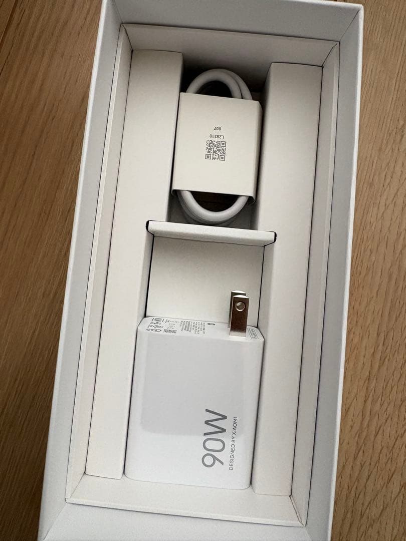 Xiaomi 15 グリーン 12GB+256GB