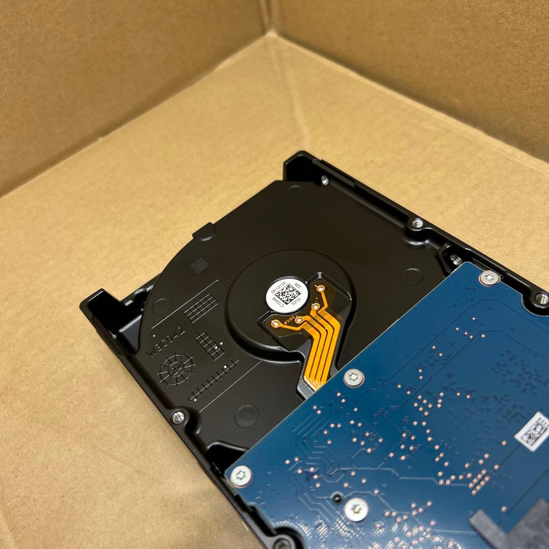 ロジテック TOSHIBA製　4TB 3.5インチ　DT02ABA400V