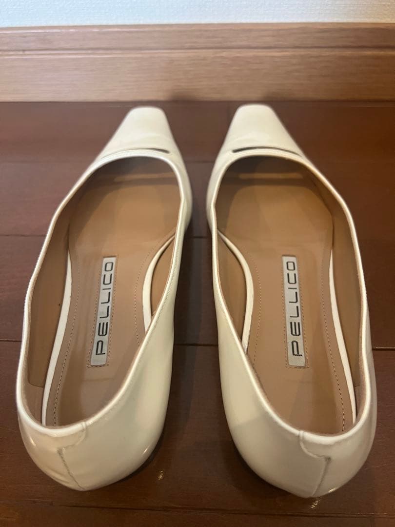 PELLICO ホワイト フラットシューズ