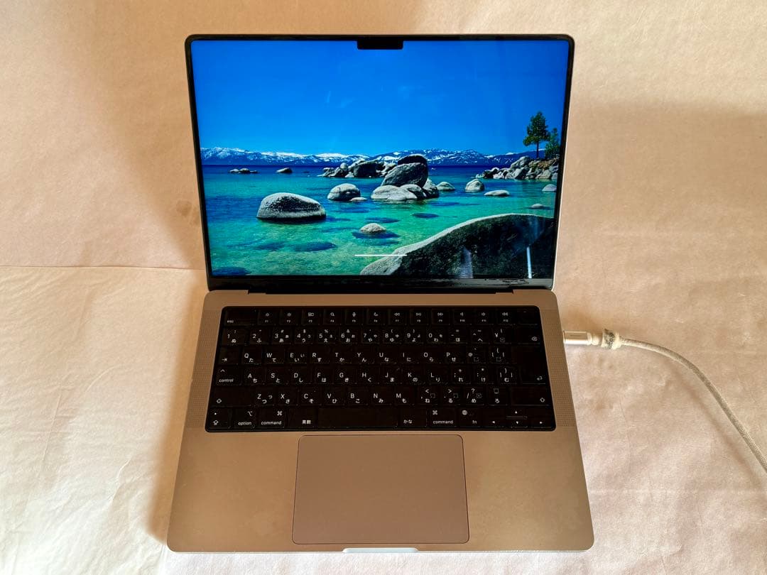 MacBook Pro 14-inch 16GBユニファイドメモリ 1TBSSD