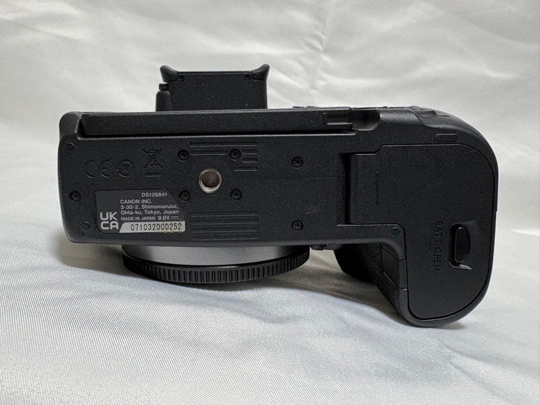 く*ん様 Canon EOS R7 ミラーレス一眼 18-150mmレンズキット