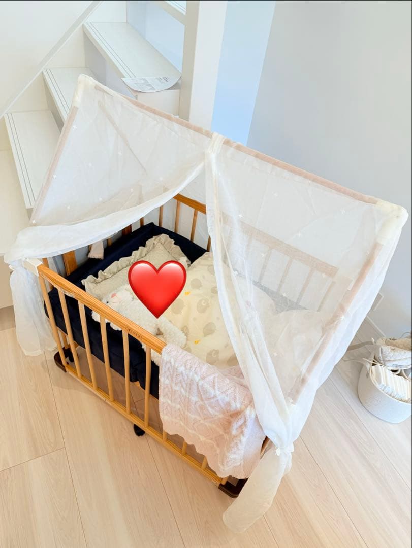 キャノピー付き★ファルスカ　ベビーベッド