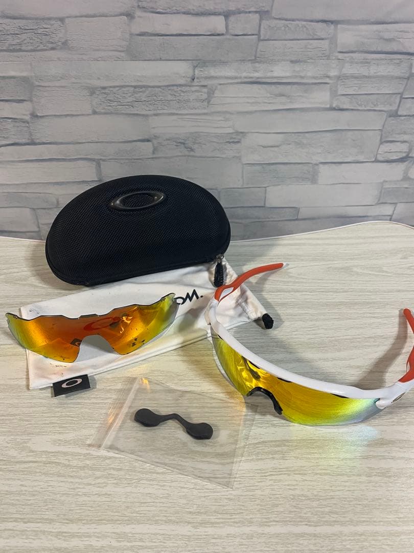オークリー　レーダーEVパス カスタム　サングラス　oakley 週末値下げ