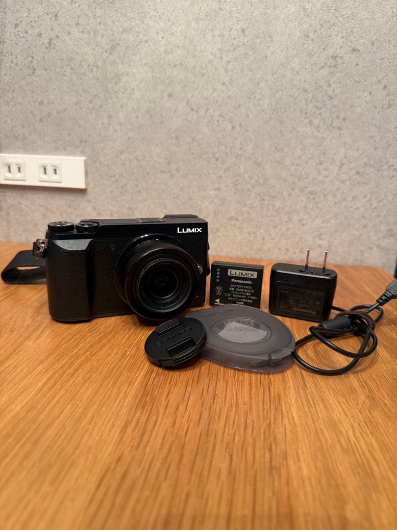 【超美品】Panasonic GX7MK2K LUMIX 12-32mm