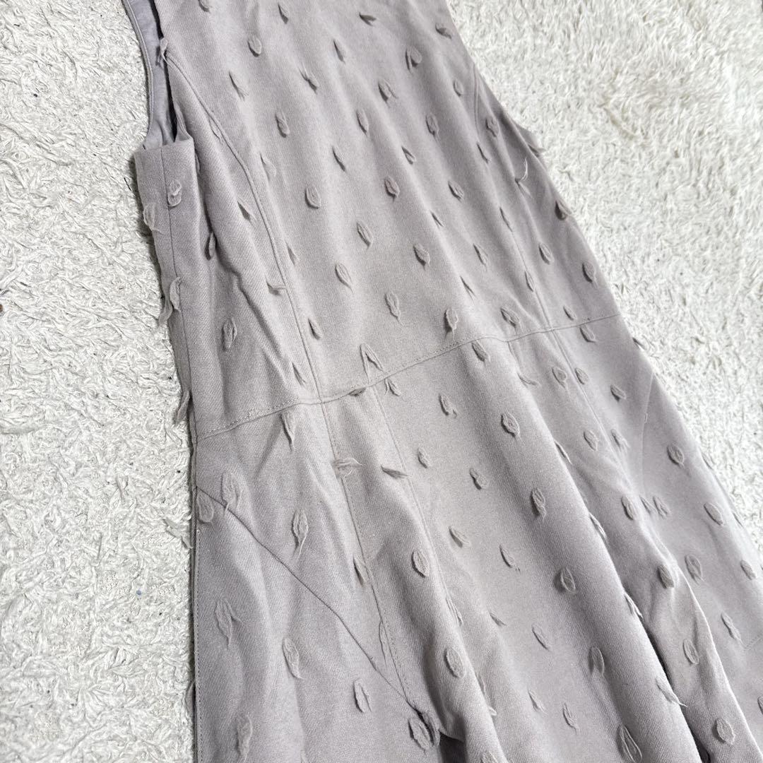 山﨑美紀センソユニコ t.b リーフモチーフ ウール混ノースリーブ