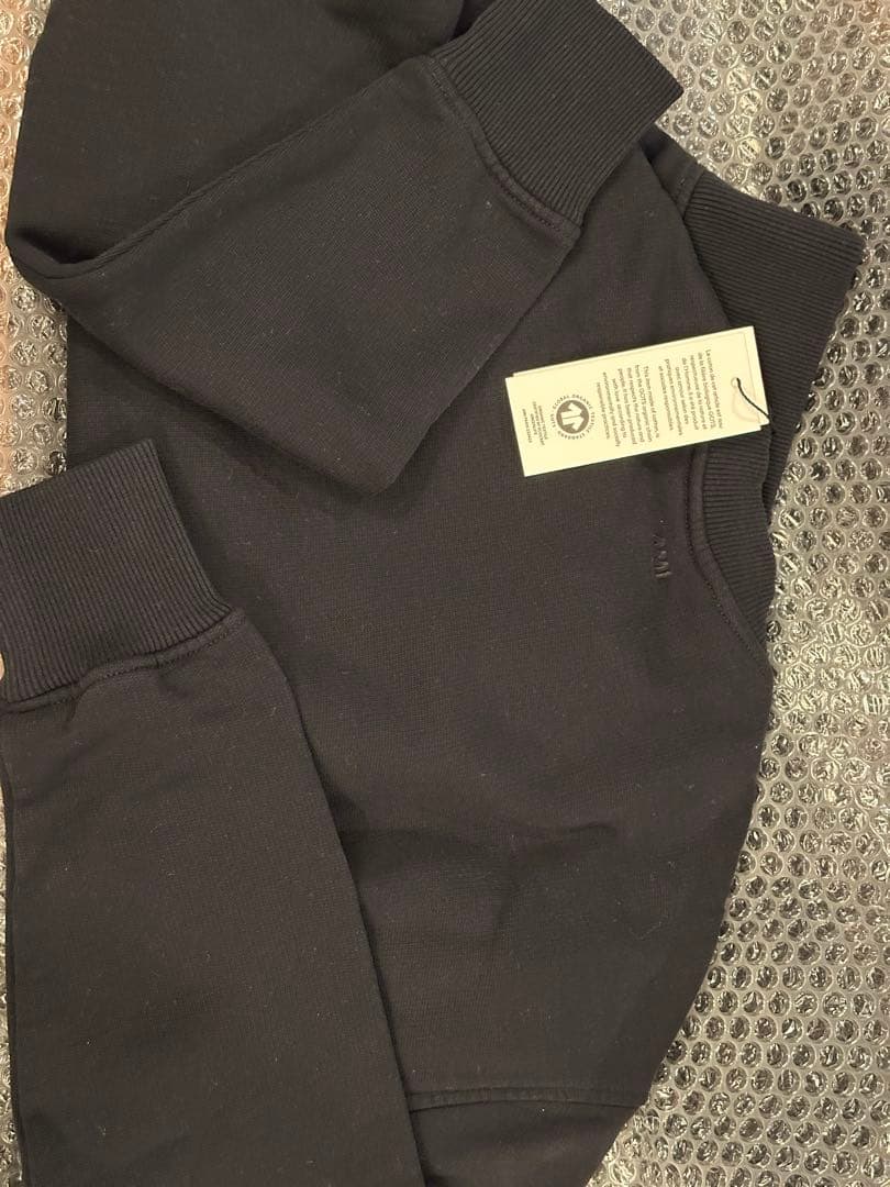 新品タグ付き ami ブラック スウェット トレーナー 長袖 XXSサイズ