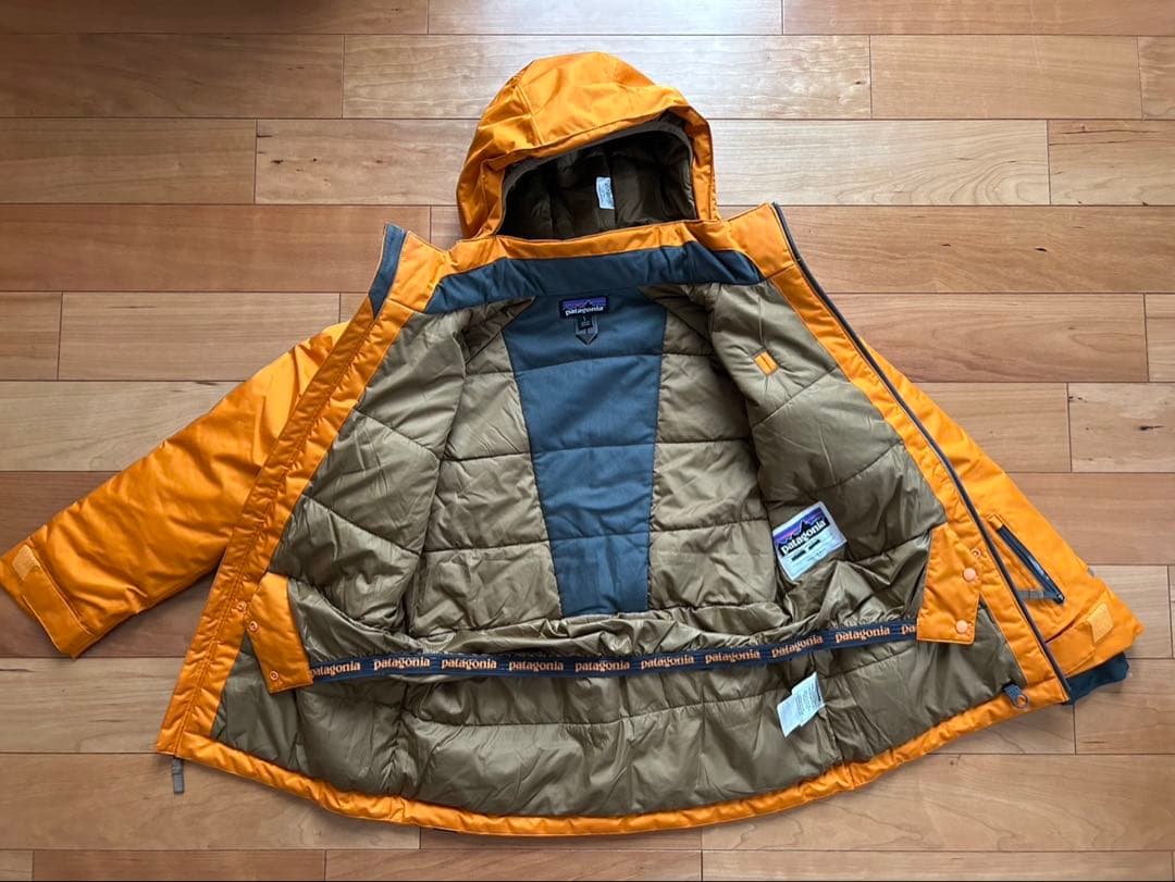 パタゴニア キッズスノーウェア　ジャケット　サイズＬ12