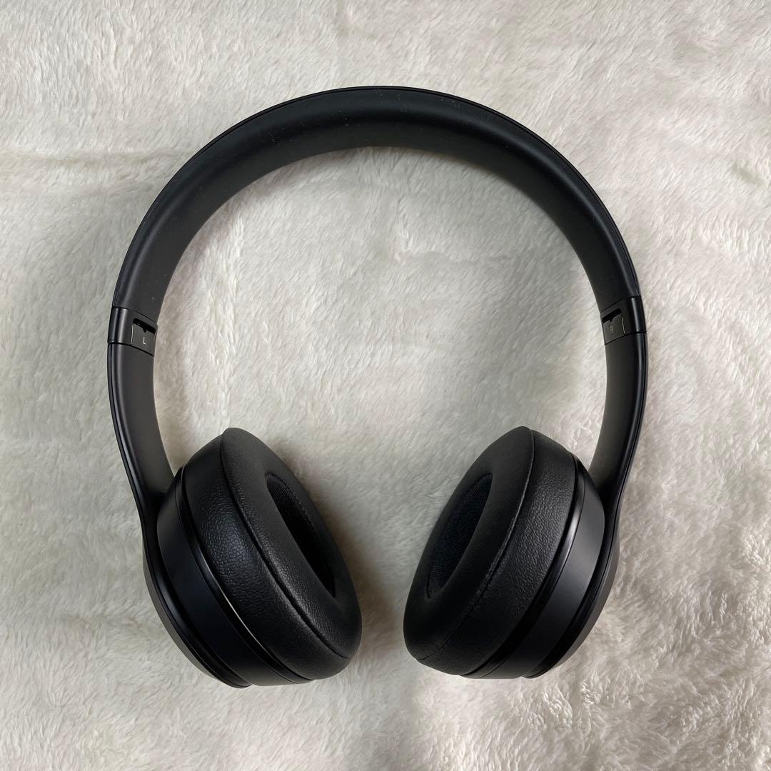 BEATS SOLO3 ビーツ ワイヤレス オンイヤーヘッドフォン ブラック 黒