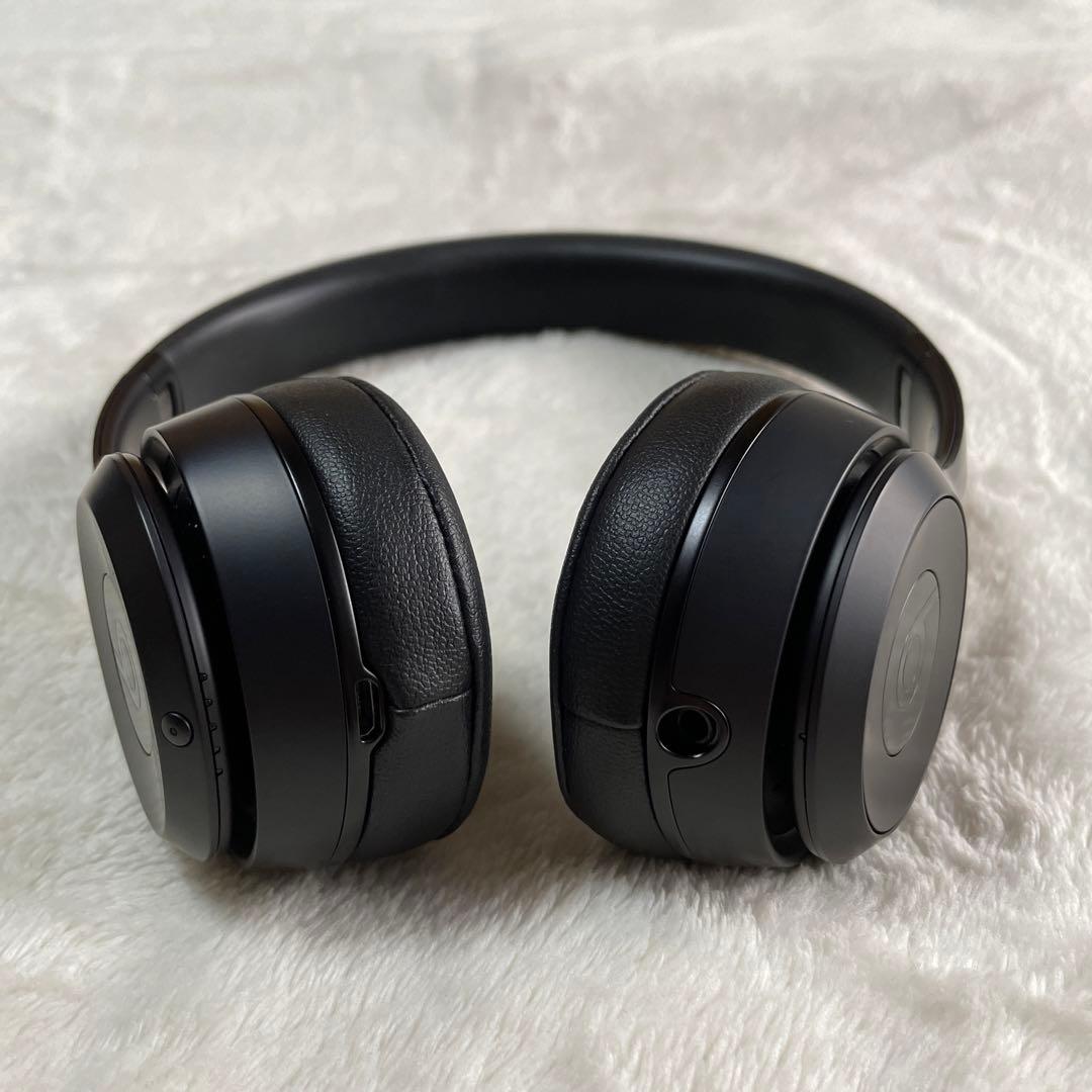 BEATS SOLO3 ビーツ ワイヤレス オンイヤーヘッドフォン ブラック 黒
