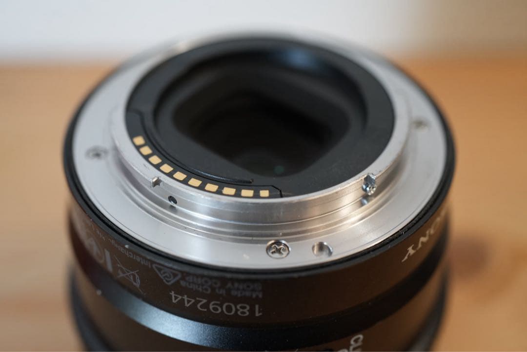 Sony FE 24mm F2.8 G レンズ SEL24F28G