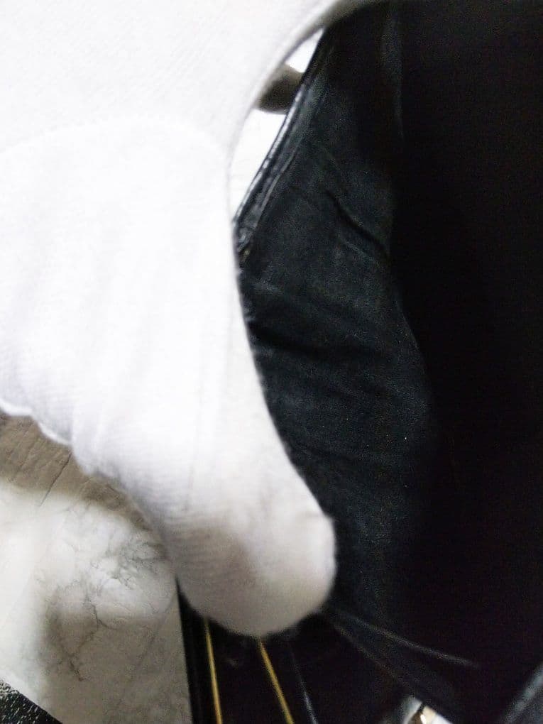 【綺麗】シャネル キャビア ココマークガマ口 長財布