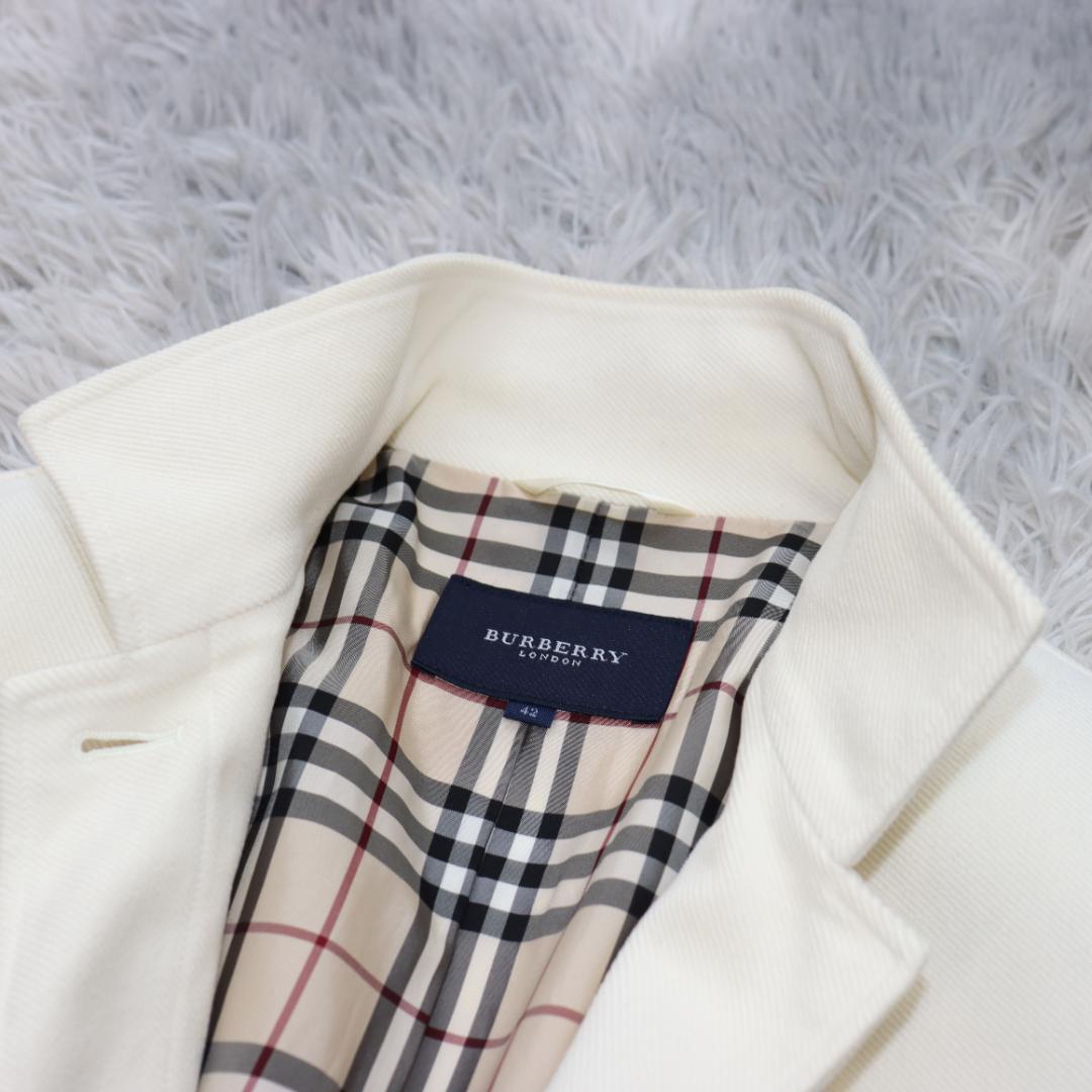 ✨BURBERRYバーバリー✨コーデュロイ　ジャケット　ノバチェック　白　４２