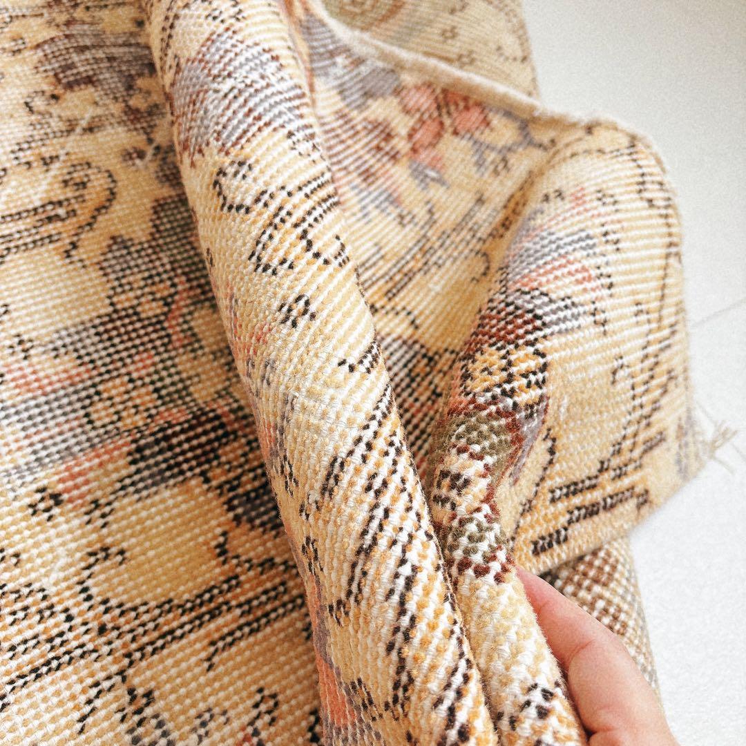 あかさたなトルコ　ヴィンテージラグ　ベージュ　クラシカル