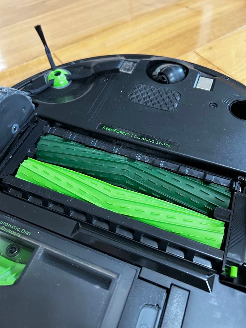 ルンバi3+ 黒 充電ドック付き