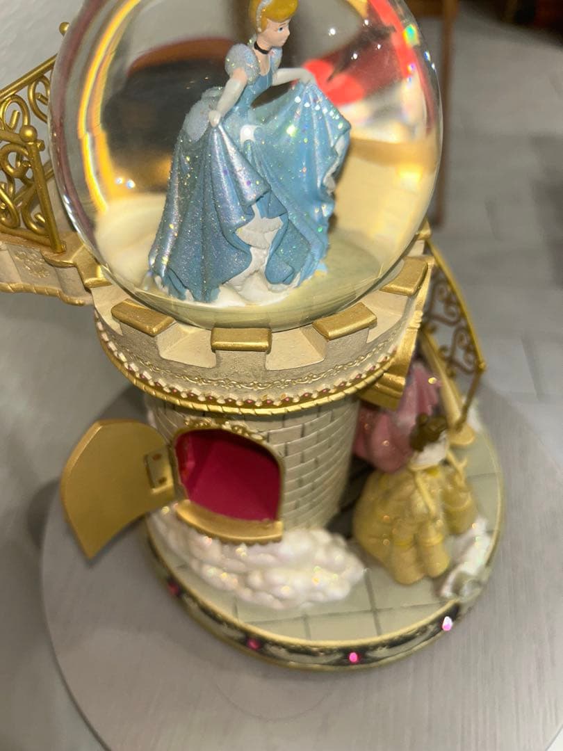 ディズニープリンセス　スノードーム　オルゴール　ミュージカルスノーグローブ