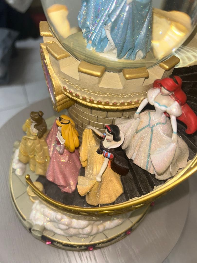 ディズニープリンセス　スノードーム　オルゴール　ミュージカルスノーグローブ