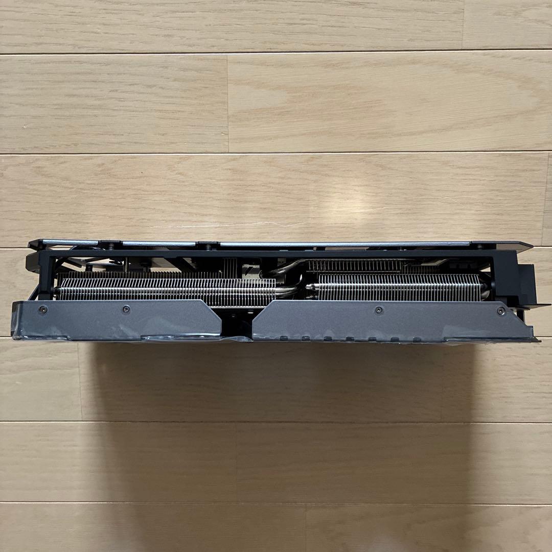 ASUS TUF GAMING RTX 4090 ヒートシンク　ファン　LED