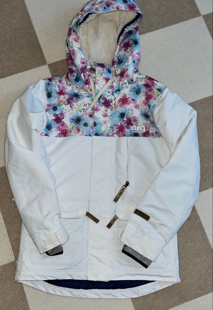 スキーウェア上下4点セット　手袋　ゴーグル