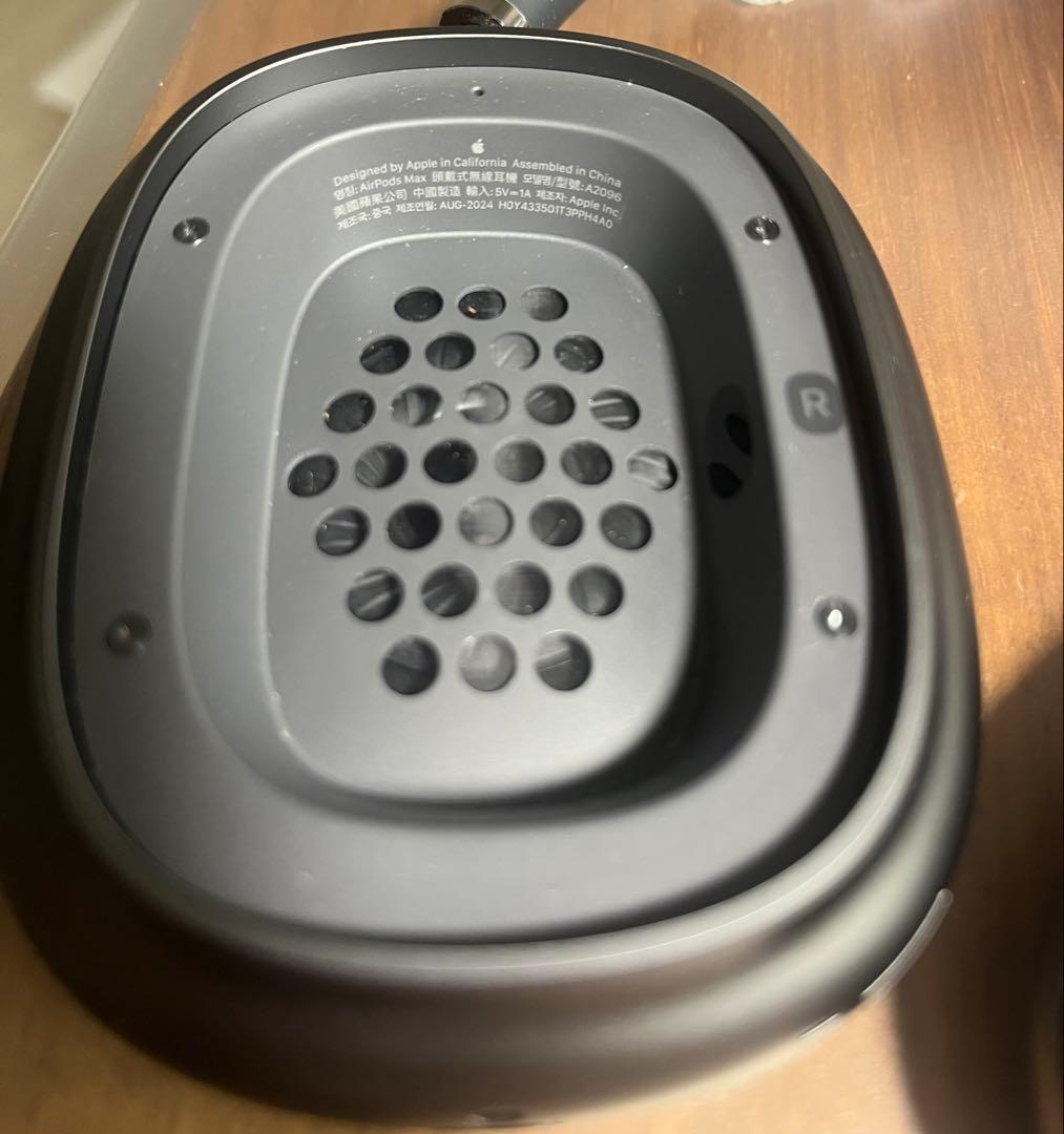 airpods max スペースグレー