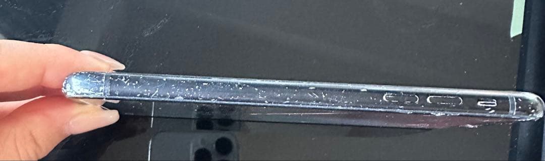 Apple iPhone XR ブラック 画面ひびあり