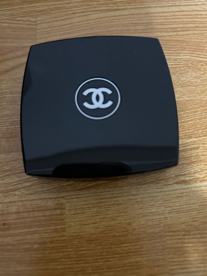 アイシャドウ CHANEL LES OMBRES BOUTONS 219