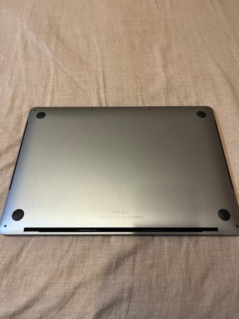 Apple MacBook Pro 13-inch スペースグレー